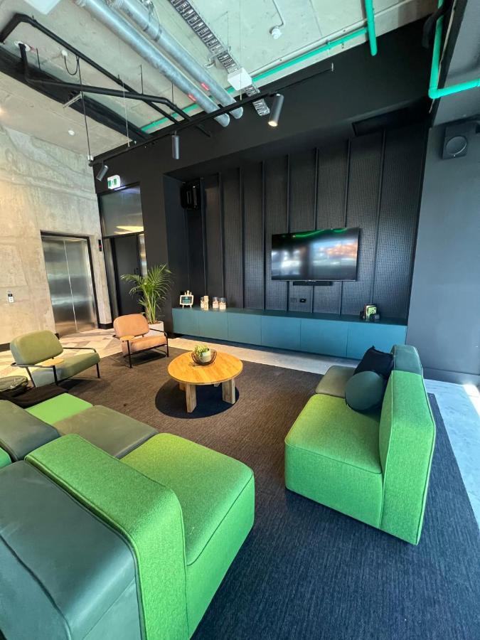 Modern Co-Living Apartments In Perth Central Экстерьер фото